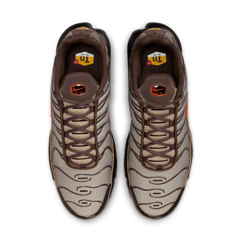 Nike Air Max Plus DM0032-200 04