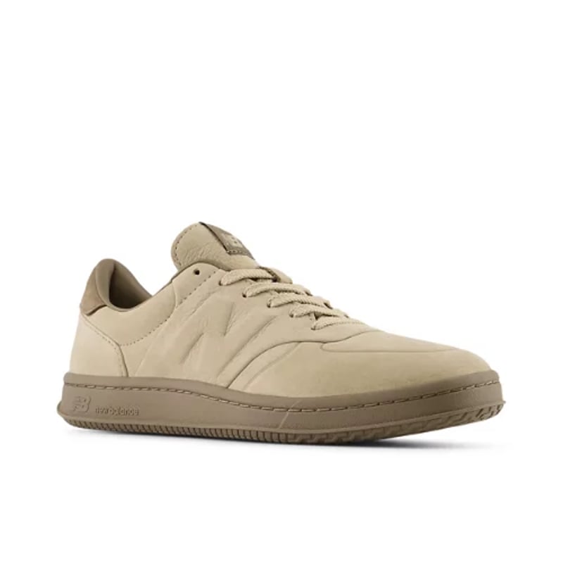 Sneakersy New Balance T500D "Stoneware & Thunder Brown" | Kobiety & Mezczyzni | Sportstyle | 02 | SPORTSHOWROOM