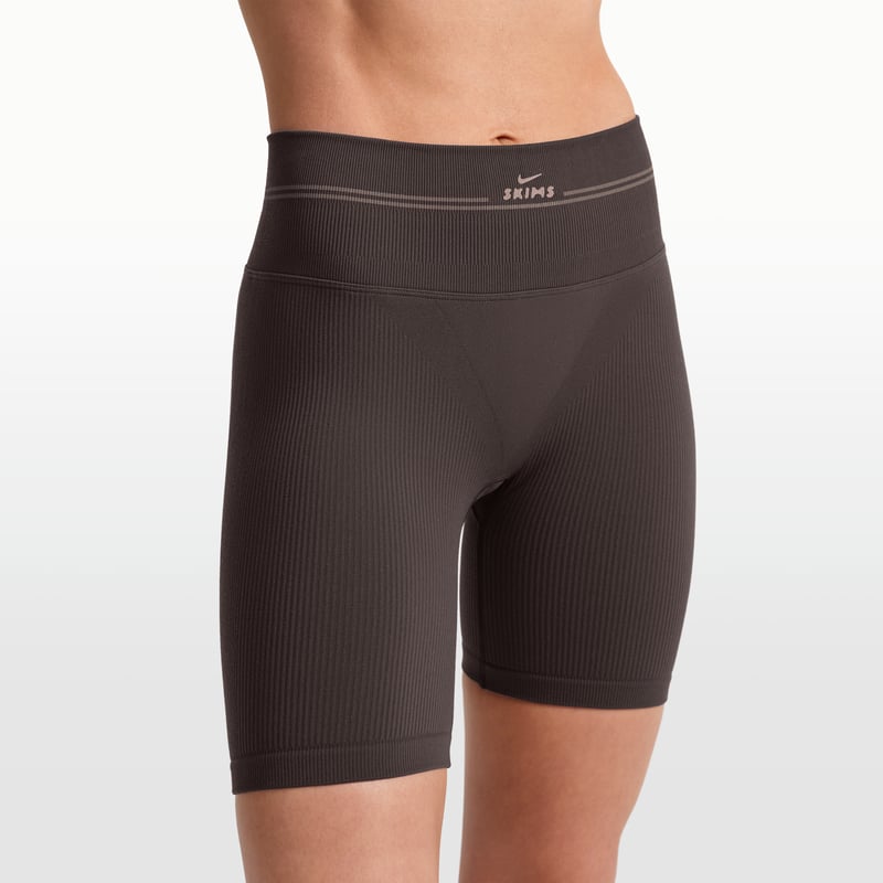 NikeSKIMS Ribbed Seamless IU8296-249 02
