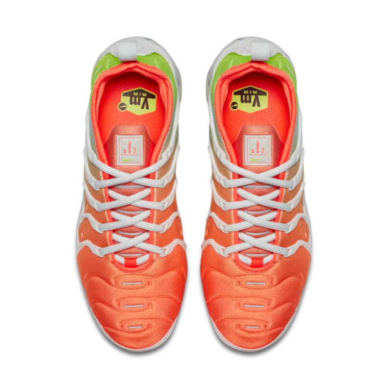 Nike Air VaporMax Plus AO4550-003 04