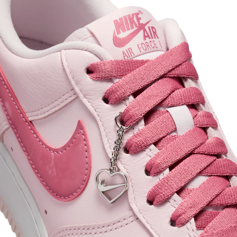 Tenisice Nike Air Force 1 '07 "Valentine's Day" | Žene | Sportstyle | 09 | SPORTSHOWROOM