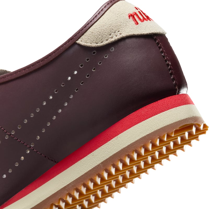 Nike Cortez Leather HQ1841-601 08