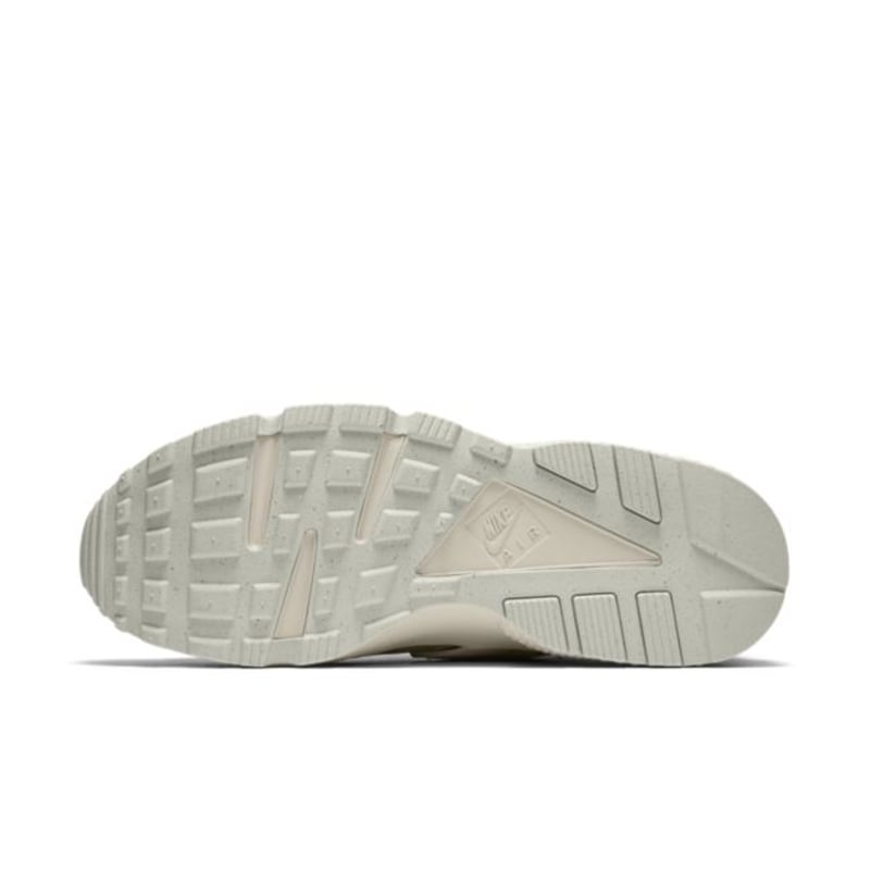 Nike Air Huarache Premium 704830-300 02