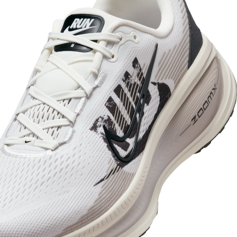 Nike Vomero 18 IB5726-100 07