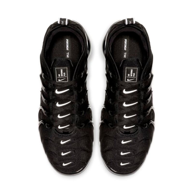 Nike Air VaporMax Plus 924453-011 04