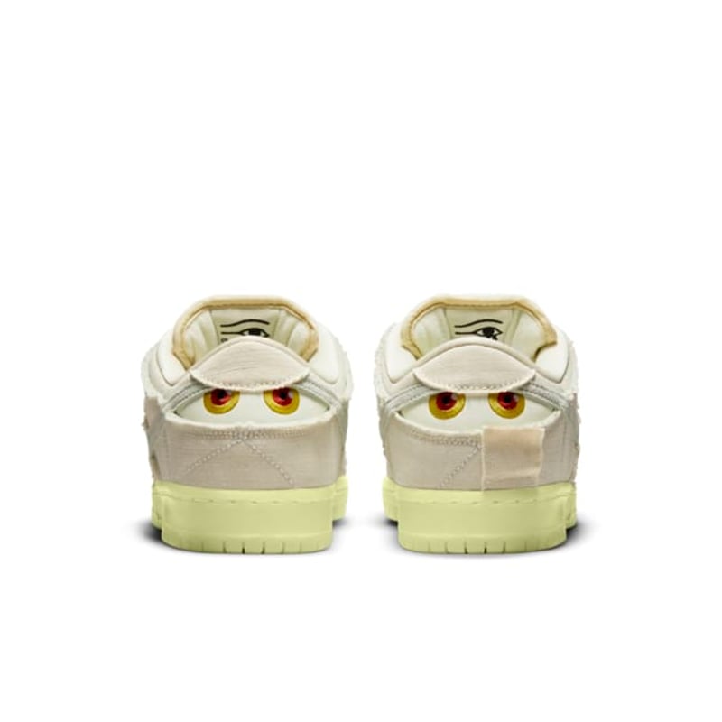 Nike SB Dunk Low DM0774-111 06