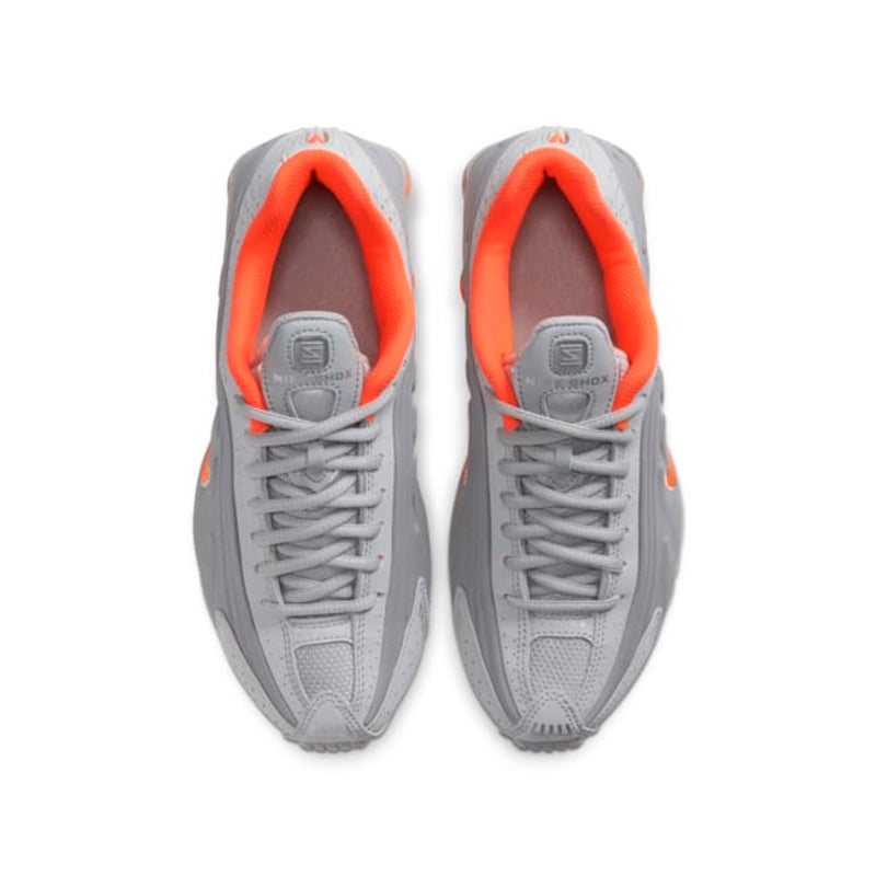 Nike Shox R4 CW2626-001 04