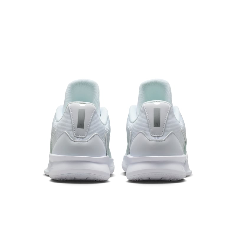 Nike Sabrina 3 HF2881-101 06