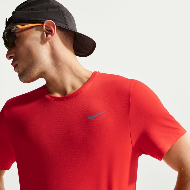 Maglia Nike Miler Dri-FIT "Light Crimson" | Uomo | Corsa | 03 | SPORTSHOWROOM