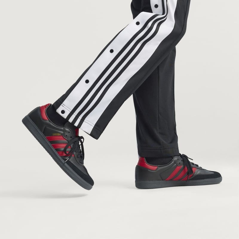 adidas Samba x Manchester United JQ4036 02