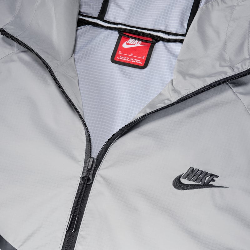 Nike Tech Woven Reflective FZ7585-035 06