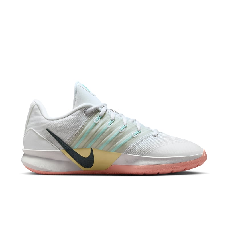 Nike Sabrina 3 HF2881-100 03