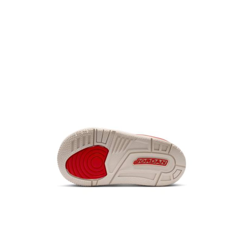 Jordan Spizike Low FQ3952-105 02