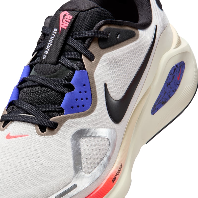 Nike Structure 26 IM6777-121 07