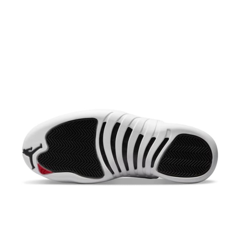 Jordan 12 Retro CT8013-006 02