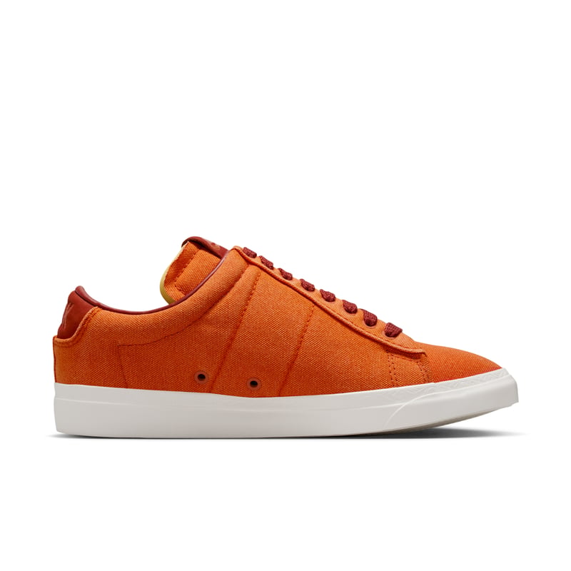 Nike Blazer Low x Book ‘Detroit Tigers’ trainers "Campfire Orange & Rugged Orange" | Men | SportStyle | 03 | SPORTSHOWROOM