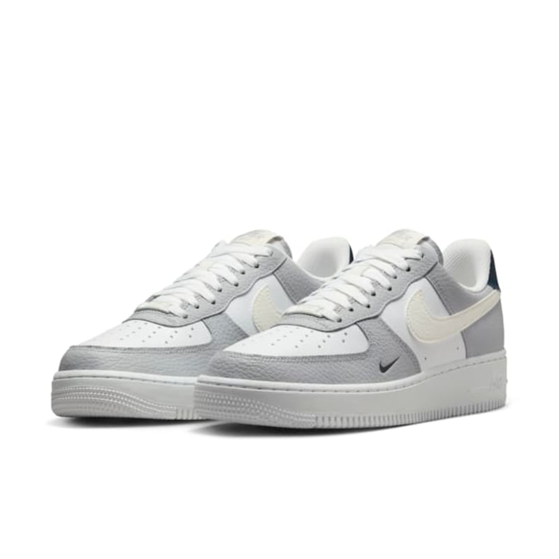 Nike Air Force 1 '07 HV2376-001 05