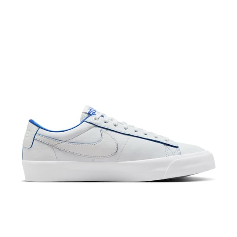Nike SB Blazer Low Pro GT Premium FZ1300-100 03