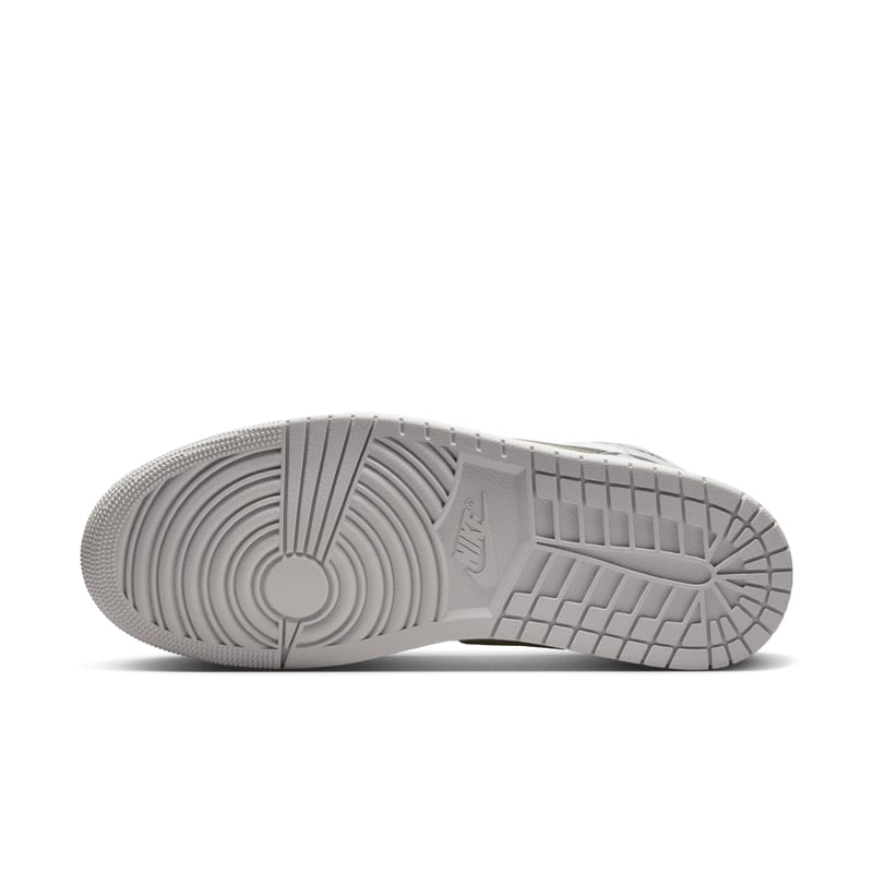 Jordan 1 Mid SE FQ7720-103 02