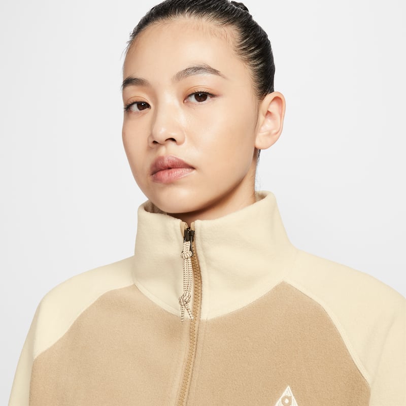 Nike ACG "Wolf Tree" 1/2-Zip Topp "Parachute Beige & Light Khaki" | Dame | | 03 | SPORTSHOWROOM