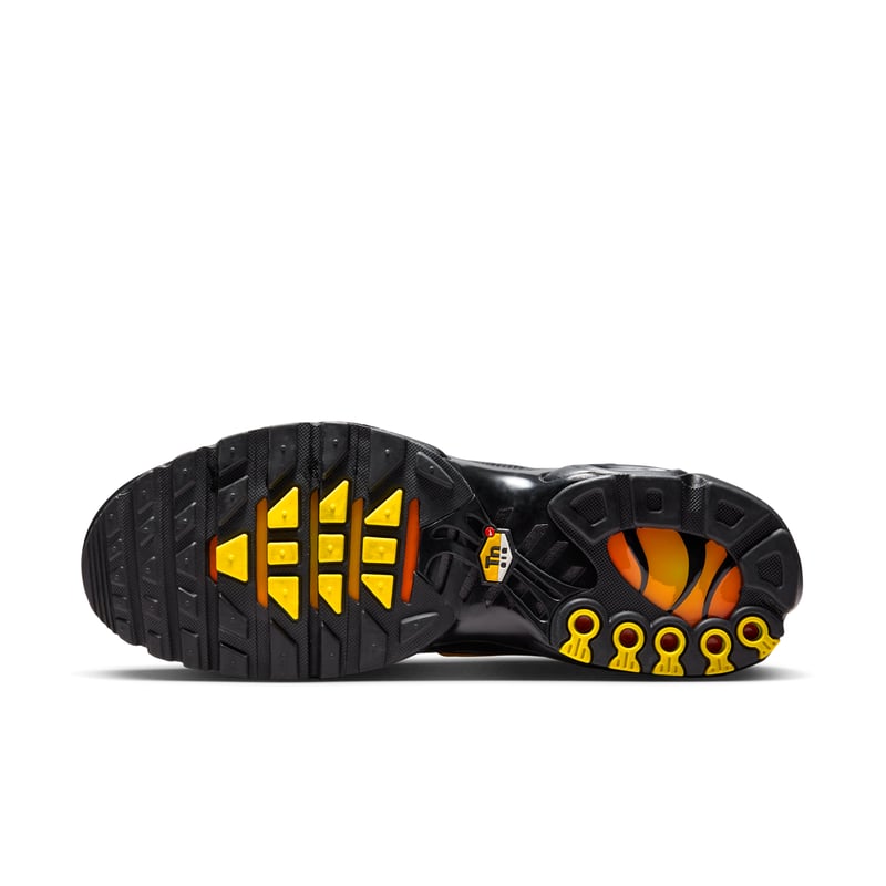 Nike Air Max Plus ‘Tuned Pack’ IH4459-010 02