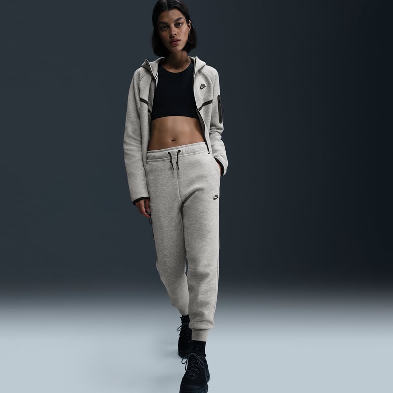 Nike Tech Fleece Mid-Rise HV6779-063 03