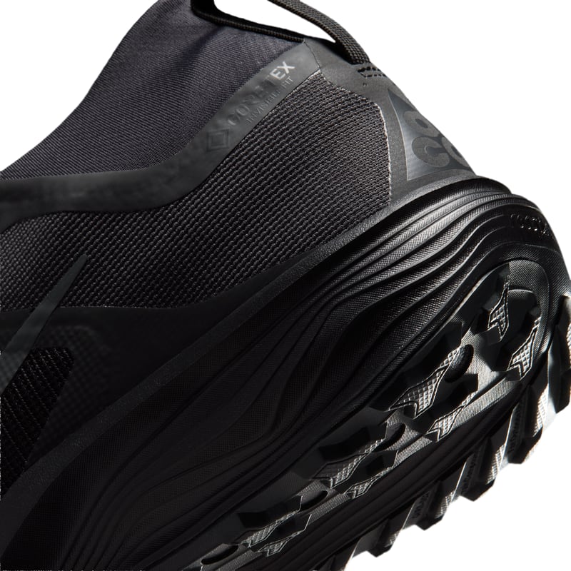 Nike ACG Pegasus GORE-TEX trailskor "Black & Anthracite" | Kvinnor | Utomhus | 08 | SPORTSHOWROOM