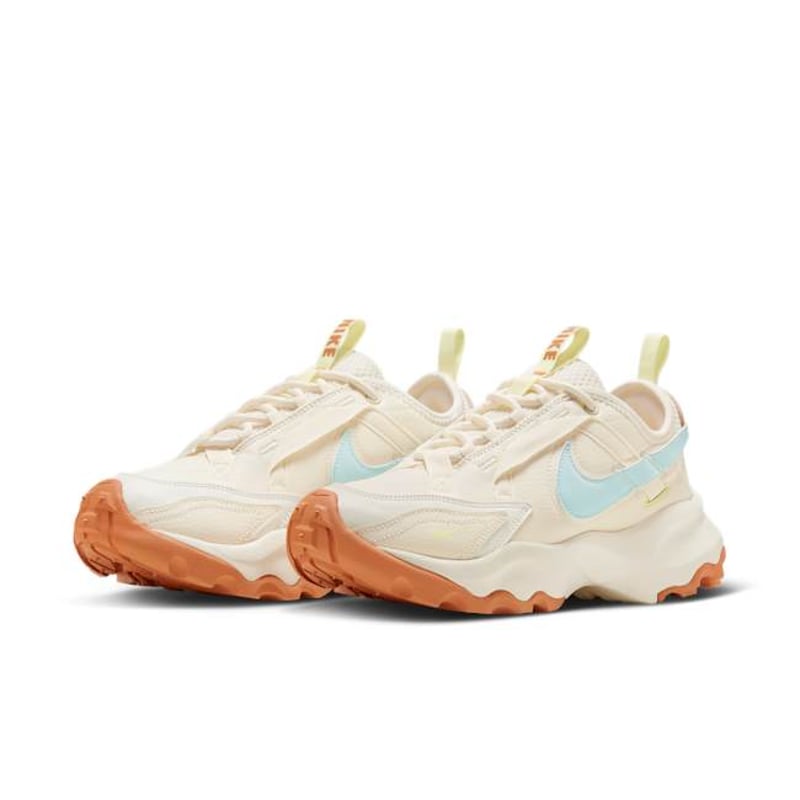 Nike TC 7900 FQ6875-131 05