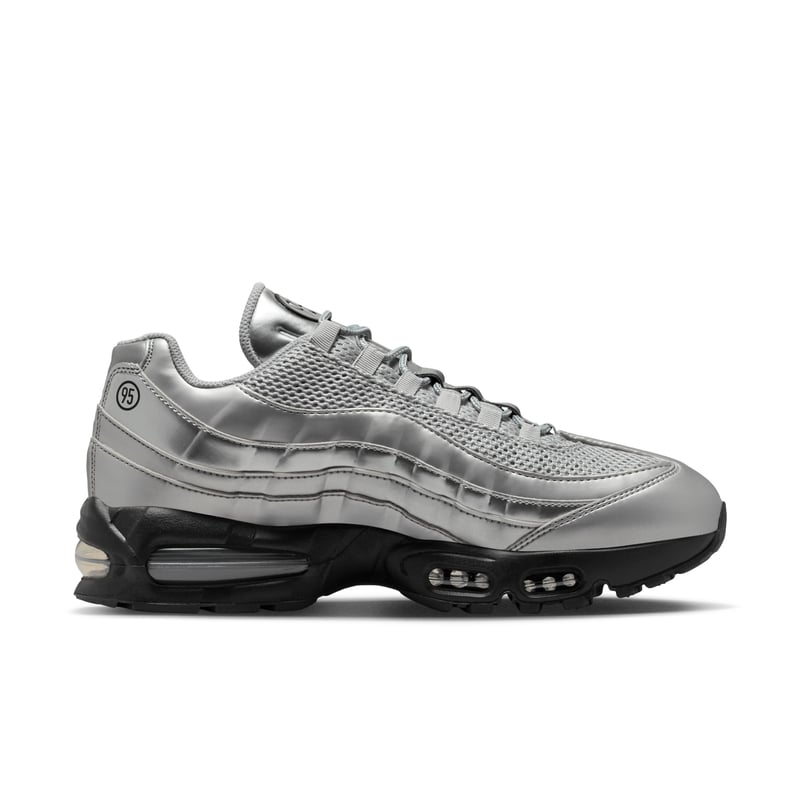 Nike Air Max 95 SE Big Bubble ‘Total 90 Pack’ trainers "Metallic Silver" | Men | SportStyle | 03 | SPORTSHOWROOM