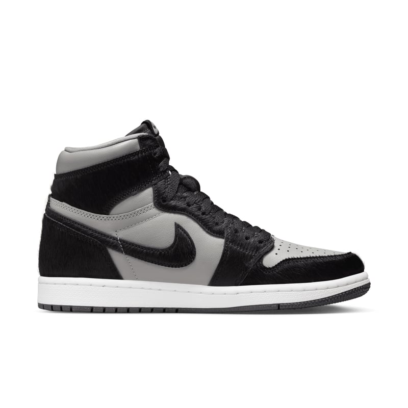 Jordan 1 Retro High DZ2523-001 03