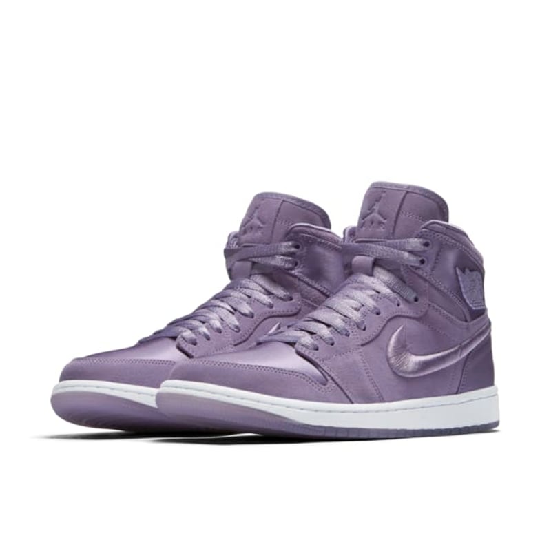 Jordan 1 Retro High AO1847-550 04