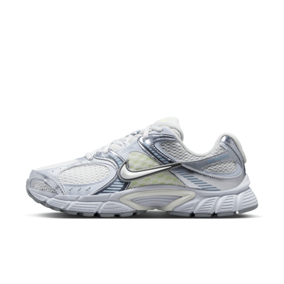 Tenisky Nike V5 RNR "Football Grey & Metallic Silver" | Ženy | Sportstyle | 01 | SPORTSHOWROOM