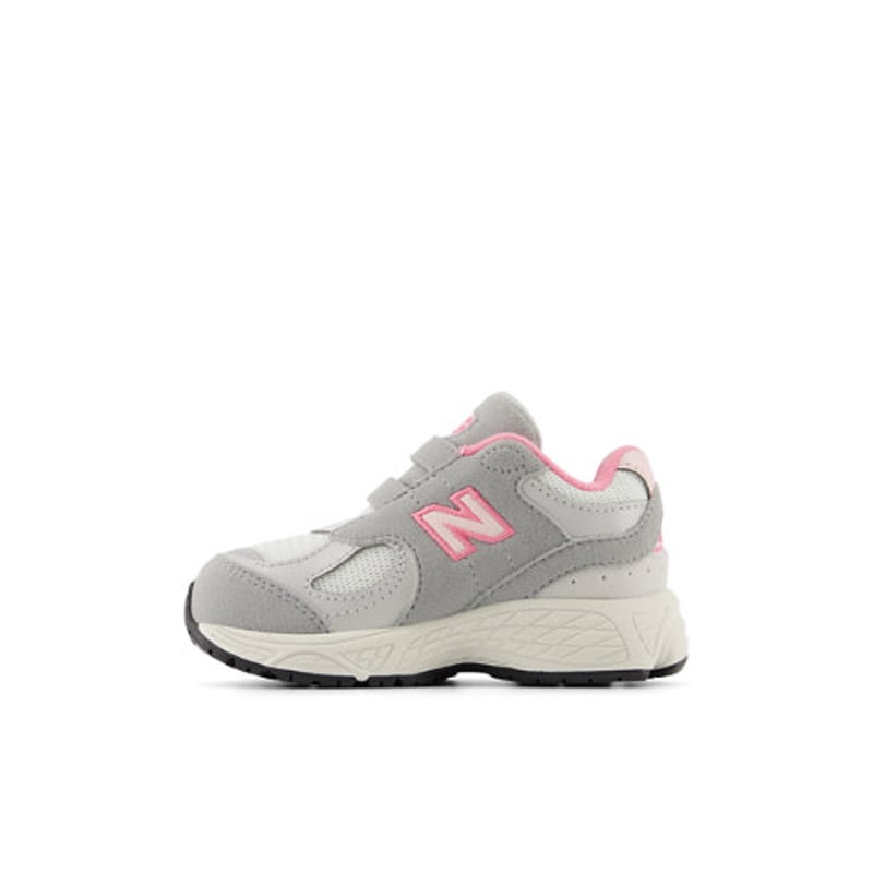 New Balance 2002 Hook & Loop IV2002CL 02