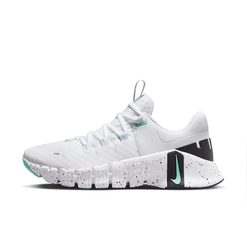 Nike Free Metcon 5 DV3950-101 01