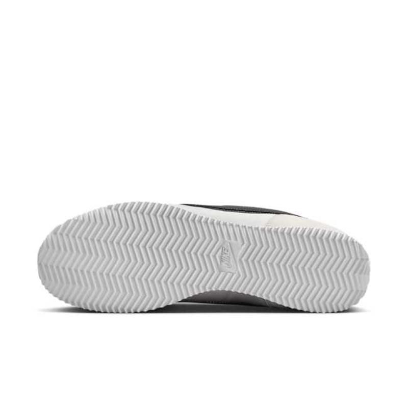 Nike Cortez HV6724-001 02