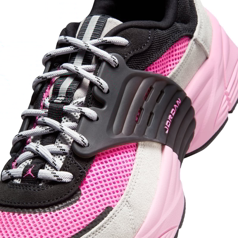 Jordan Trunner O/S IB3722-002 07