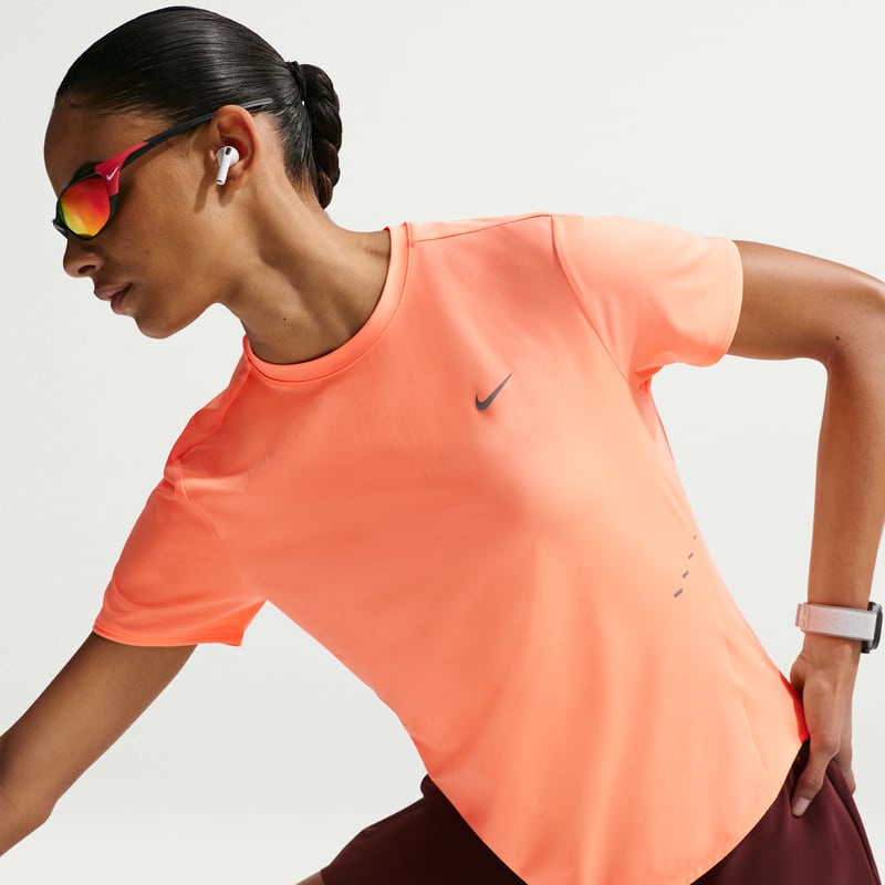 Nike Swift Dri-FIT HM9698-852 03
