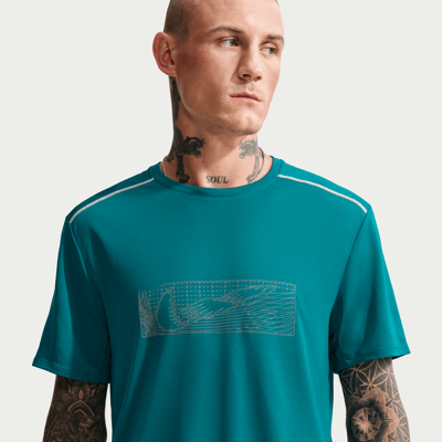 Nike Miler Dri-FIT UV Winterized Shirt "Bright Spruce" | Herren | Laufen | 01 | SPORTSHOWROOM