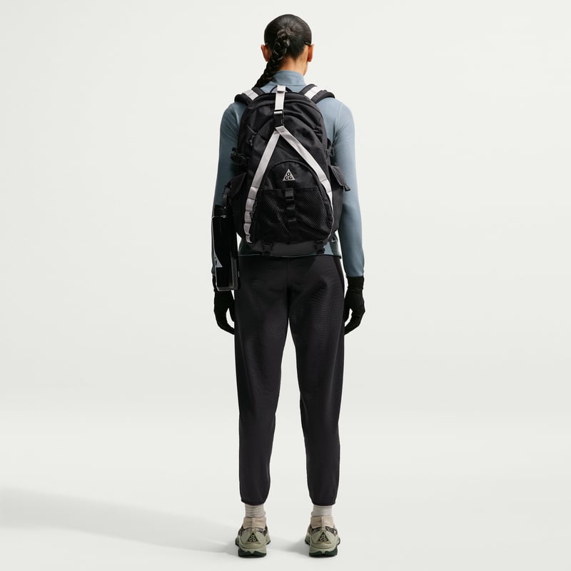 Nike ACG "Wolf Grid" Therma-FIT Pants "Black" | Women | Hiking | 05 | SPORTSHOWROOM