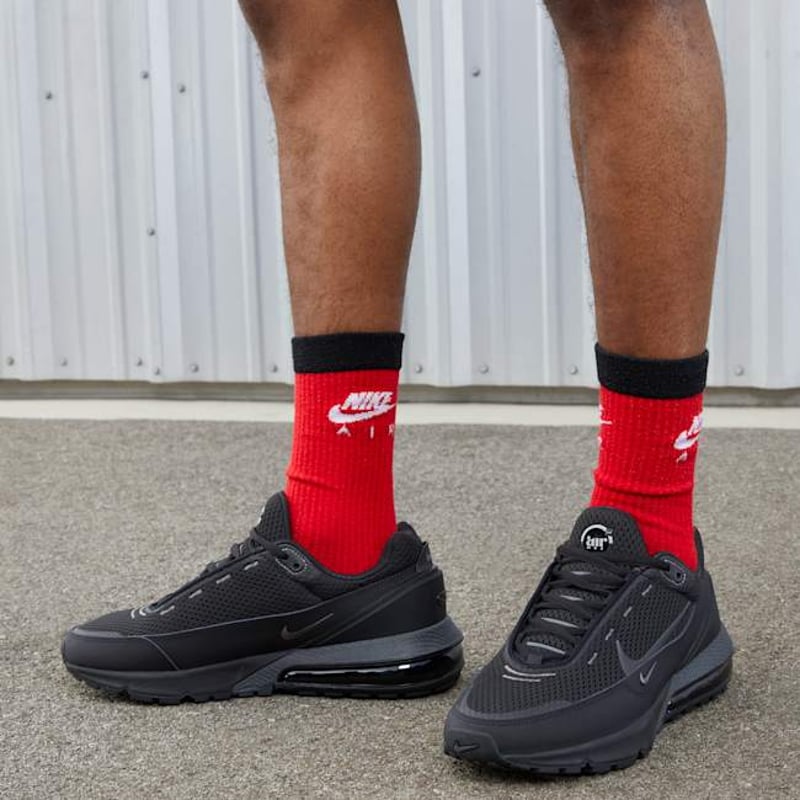 Nike Air Max Pulse DR0453-003 02