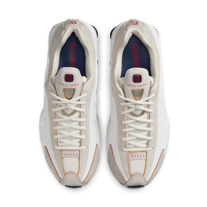Nike Shox R4 HQ3531-099 04