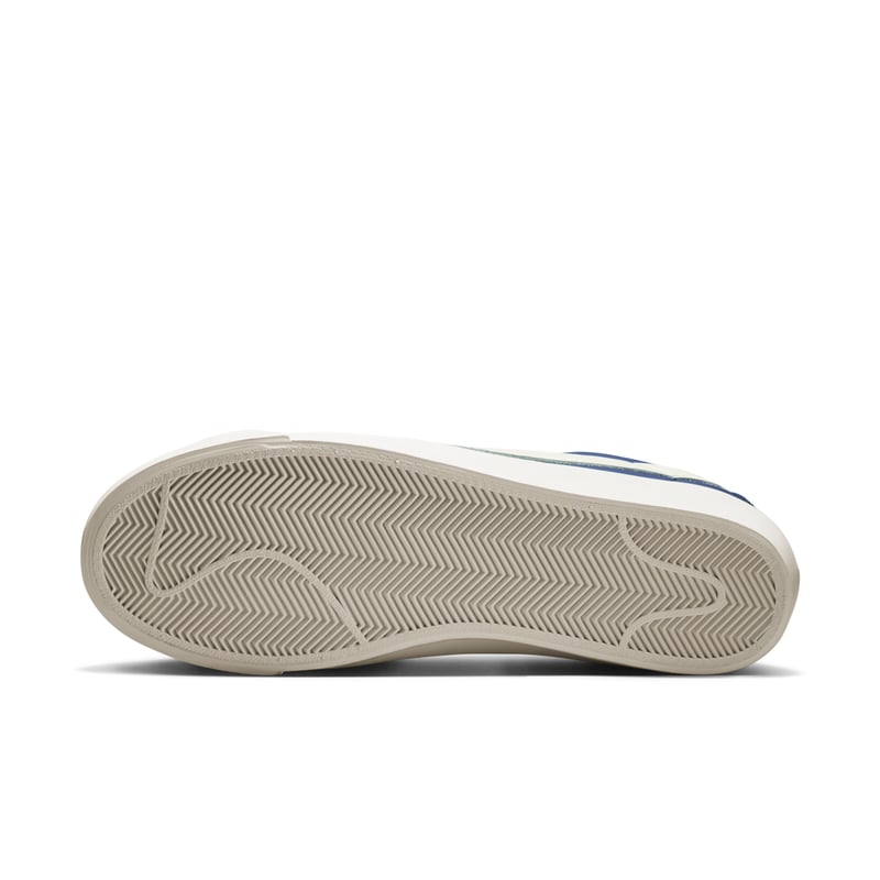 Nike SB Blazer Low Pro GT DV1226-400 02