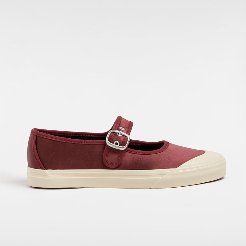 Vans Premium Mary Jane Lo Pro Satin VN000D34MDB 01