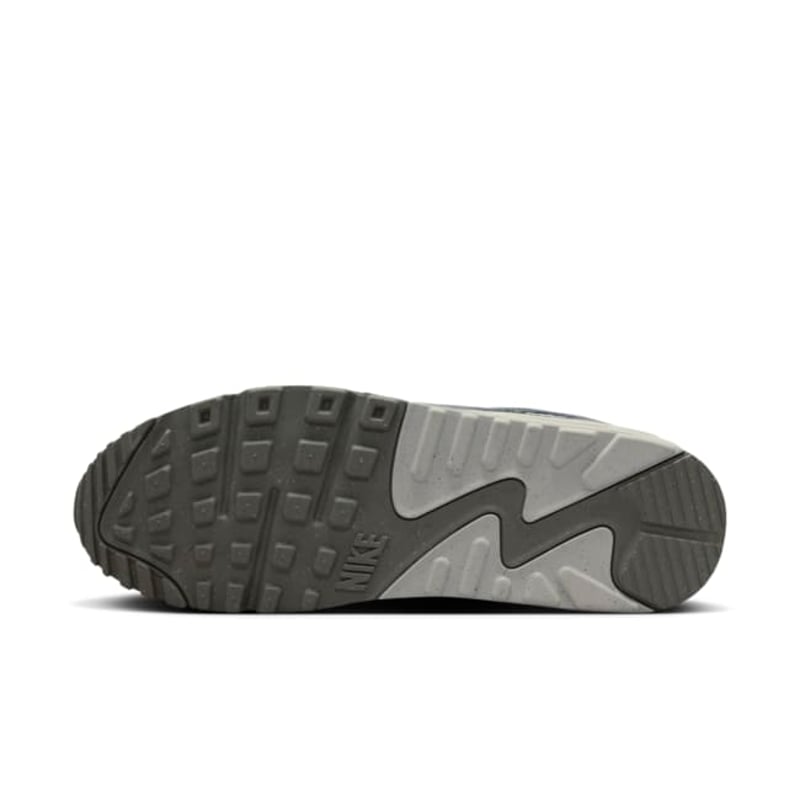 Nike Air Max 90 Premium HJ3989-001 02