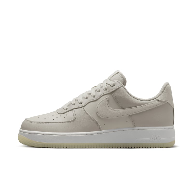 Nike Air Force 1 '07 LV8 FN5832-001 01
