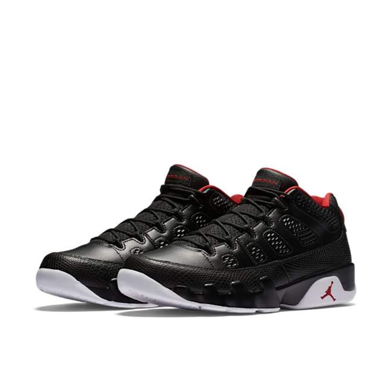 Jordan 9 Retro Low 832822-001 05