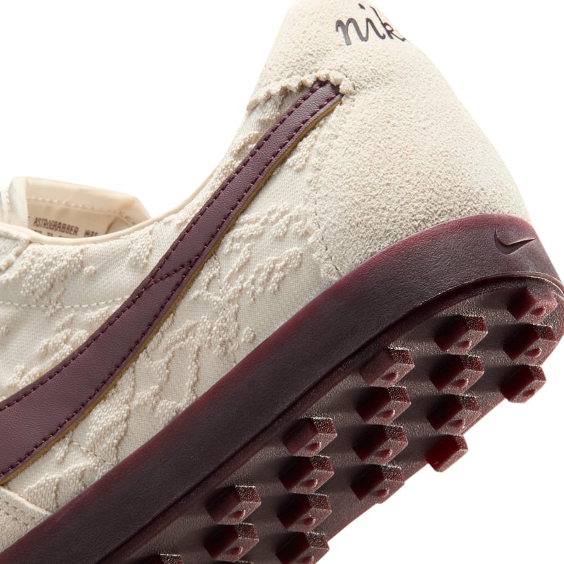 Nike Astrograbber Leather SE IQ3367-299 08