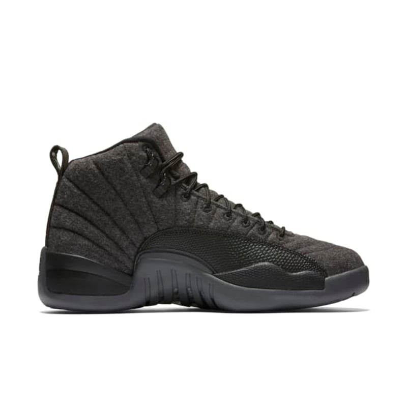 Jordan 12 Retro 852627-003 03