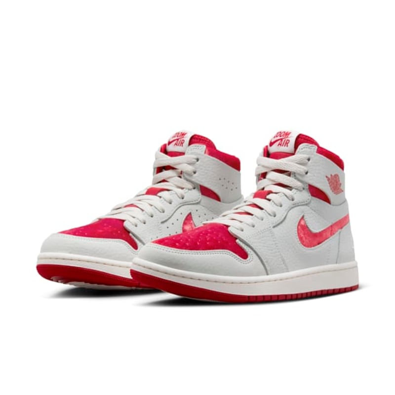 Jordan 1 Zoom CMFT 2 DV1304-106 04