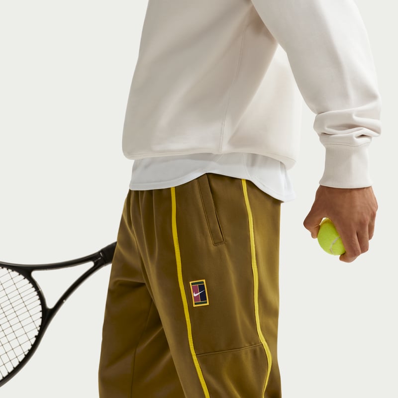 NikeCourt Heritage FZ6928-368 04